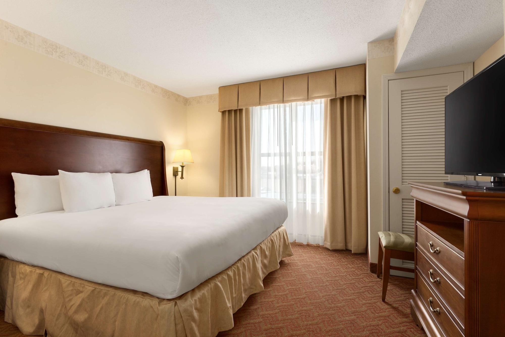 Spark By Hilton Woodbridge Exterior foto